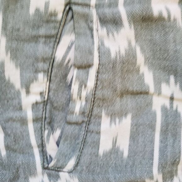 Dylan Mini Skirt Cotton Pockets Ikat Gray Size 6 Casual Beachy Coastal Pull On - Picture 6 of 9